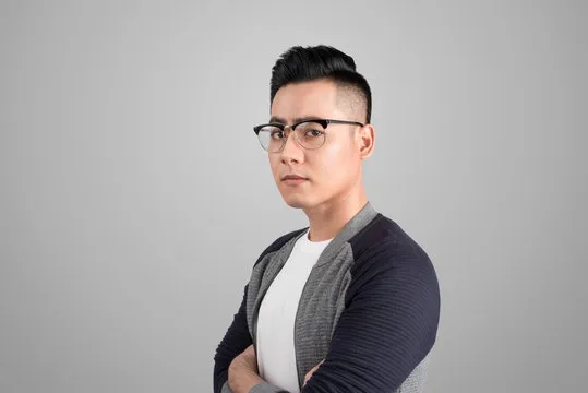 解说员